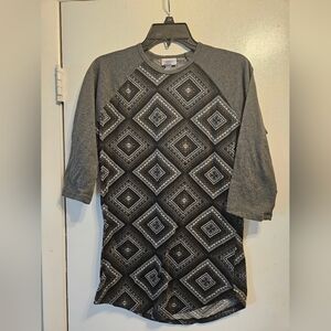 LuLaRoe Gray and Black Patterned Top